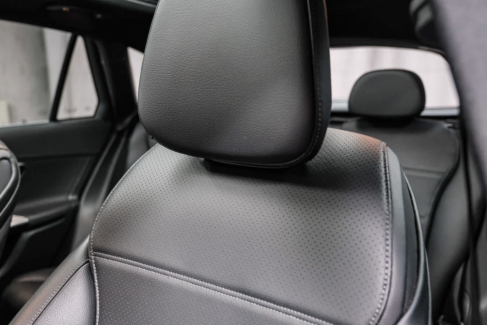 Certified 2024 Mercedes-Benz GLC 300 4MATIC image 27