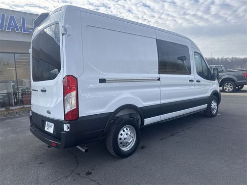 New 2026 Ford Transit 250 148 Medium Roof Extended AWD image 4