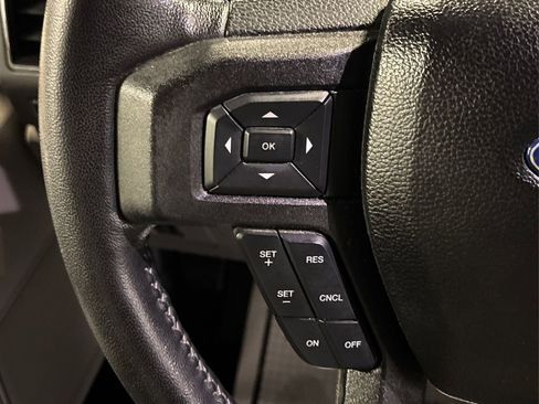 Used 2017 Ford F150 XLT w/ Equipment Group 302A Luxury image 30