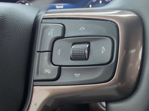 Used 2024 Chevrolet Suburban High Country AWD/4WD image 14