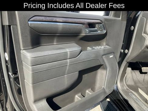 Used 2023 Chevrolet Silverado 1500 LTZ w/ LTZ Convenience Package II AWD/4WD image 7