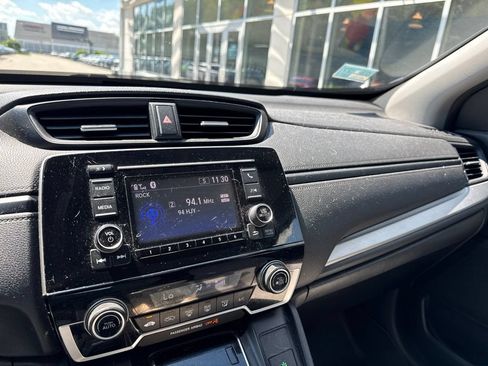 Used 2017 Honda CR-V LX image 14