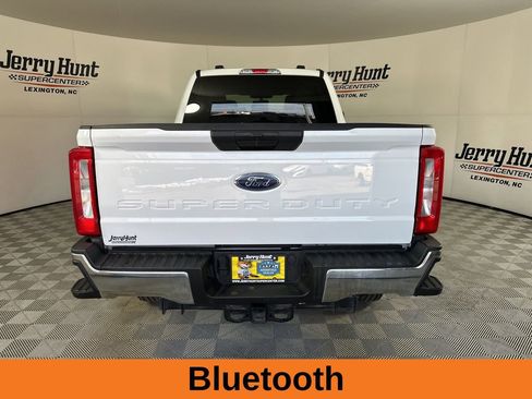 Used 2025 Ford F250 XLT w/ FX4 Off-Road Package image 8