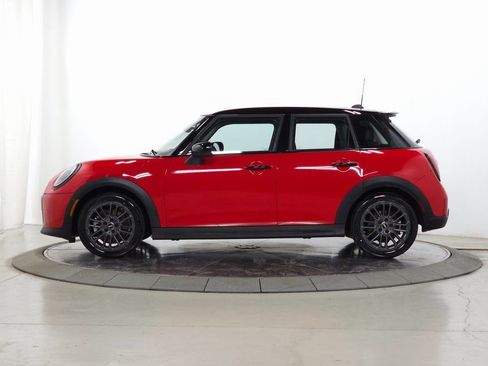 Used 2025 MINI Cooper S FWD image 4