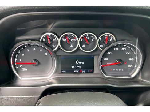 Used 2021 Chevrolet Silverado 2500 LT AWD/4WD image 19