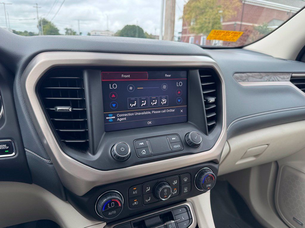 Used 2022 GMC Acadia Denali w/ Denali Ultimate Package AWD/4WD image 15