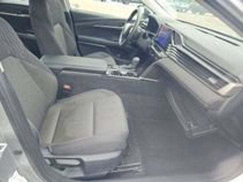 Used 2025 Toyota Camry LE FWD image 24