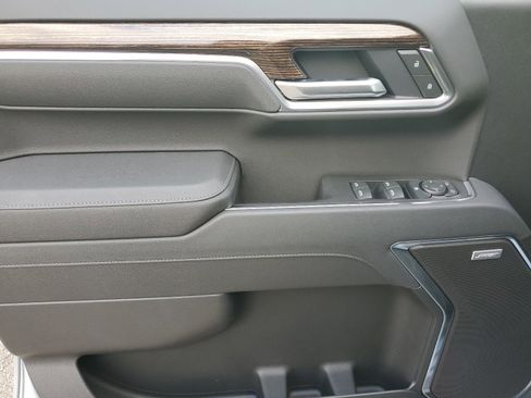 New 2025 GMC Sierra 1500 Elevation w/ Preferred Package image 23