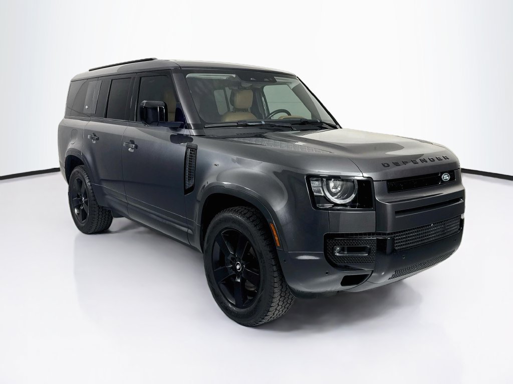 Used 2023 Land Rover Defender 130 First Edition AWD/4WD image 3