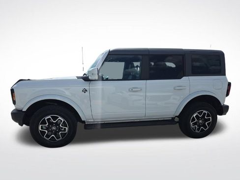 Used 2024 Ford Bronco Outer Banks AWD/4WD image 37