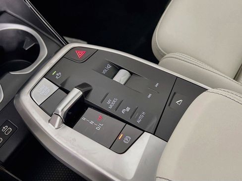 New 2026 BMW X1 xDrive28i w/ Technology Package AWD/4WD image 19