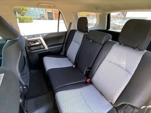 Used 2024 Toyota 4Runner SR5 image 29