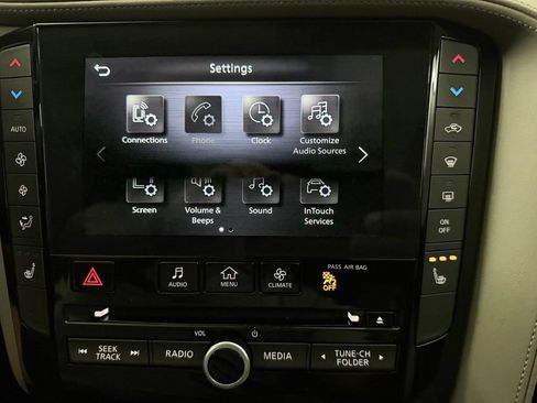 Certified 2023 INFINITI QX50 Luxe FWD image 20