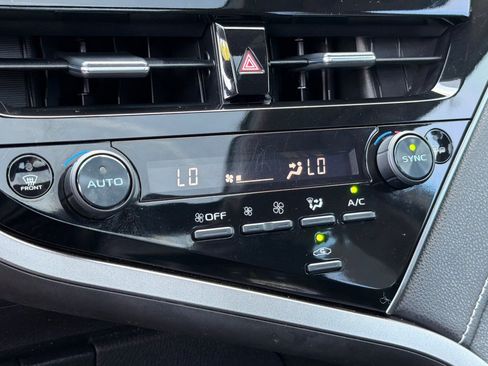 Used 2022 Toyota Camry XSE w/ Navigation Package FWD image 22