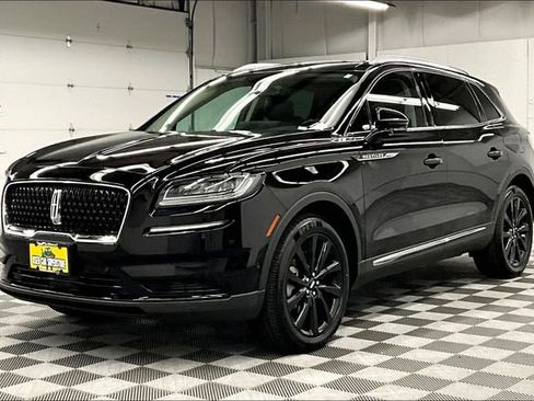 Used 2023 Lincoln Nautilus Reserve w/ Equipment Group 201A AWD/4WD image 12