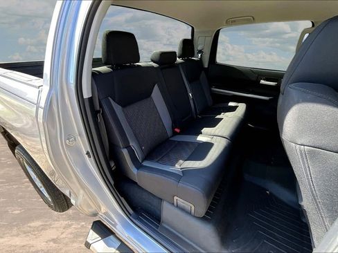 Used 2016 Toyota Tundra SR5 w/ SR5 Upgrade Package image 27