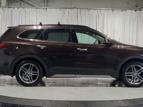 Used 2017 Hyundai Santa Fe Limited w/ Cargo Package AWD/4WD image 11