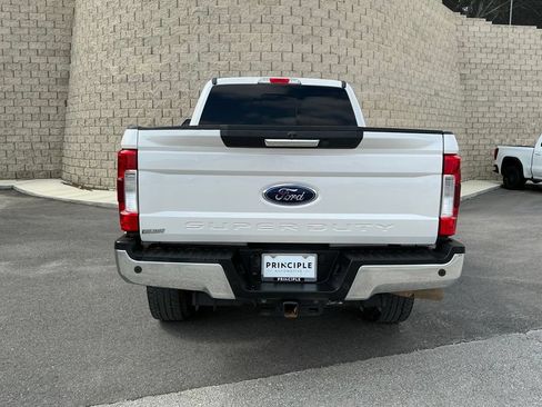 Used 2019 Ford F250 Lariat w/ Lariat Value Package AWD/4WD image 6