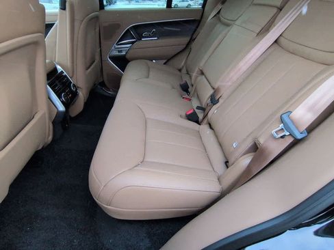 New 2026 Land Rover Range Rover SE image 20