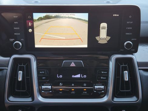Used 2023 Kia Sorento S w/ Panoramic Sunroof Package FWD image 25