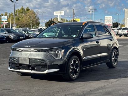 Used 2023 Kia Niro Wind w/ Wind Preserve Package