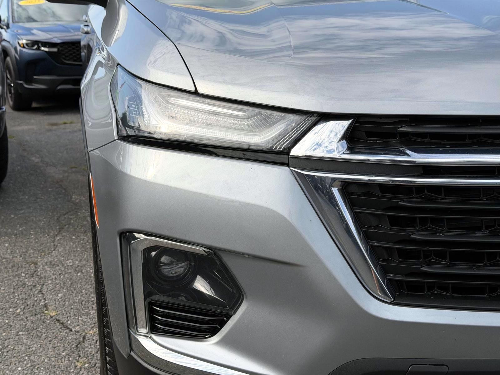 Used 2024 Chevrolet Traverse LS w/ Safety Package AWD/4WD image 7