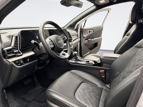 Used 2025 Kia Sportage X-Line w/ Premium Package AWD/4WD image 10