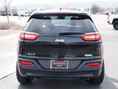 Used 2014 Jeep Cherokee Latitude w/ Cold Weather Group image 6