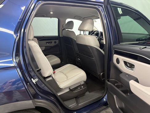 Used 2023 Honda Pilot EX-L image 17