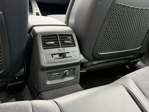 Used 2023 Audi S4 Premium Plus w/ Premium Plus Package AWD/4WD image 20