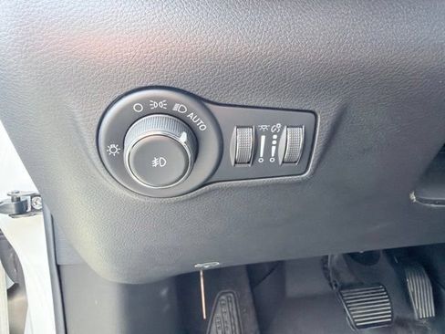Used 2022 Jeep Compass High Altitude AWD/4WD image 17