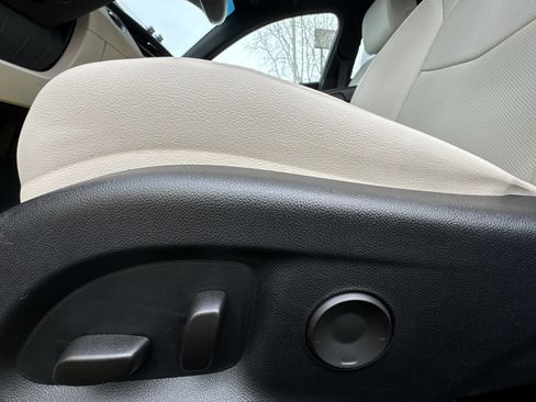 Certified 2025 Cadillac CT4 Premium Luxury image 12