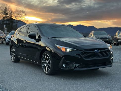 Used 2024 Subaru Impreza 2.0i Sport image 1