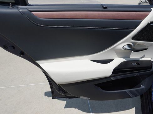 Certified 2025 Lexus ES 350 Ultra Luxury FWD image 35