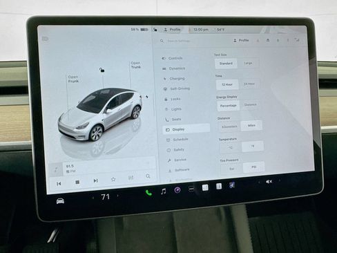 Used 2023 Tesla Model Y Long Range AWD/4WD image 40