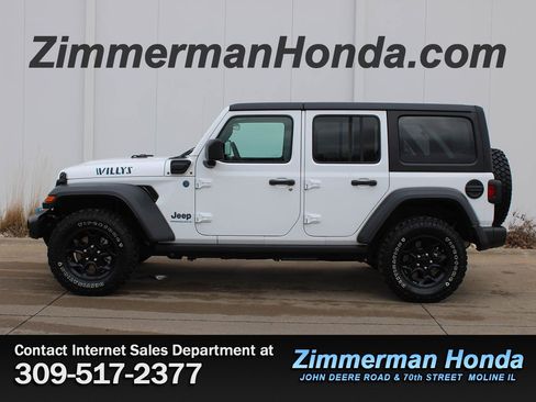 Used 2023 Jeep Wrangler Unlimited w/ Cold Weather Group image 24