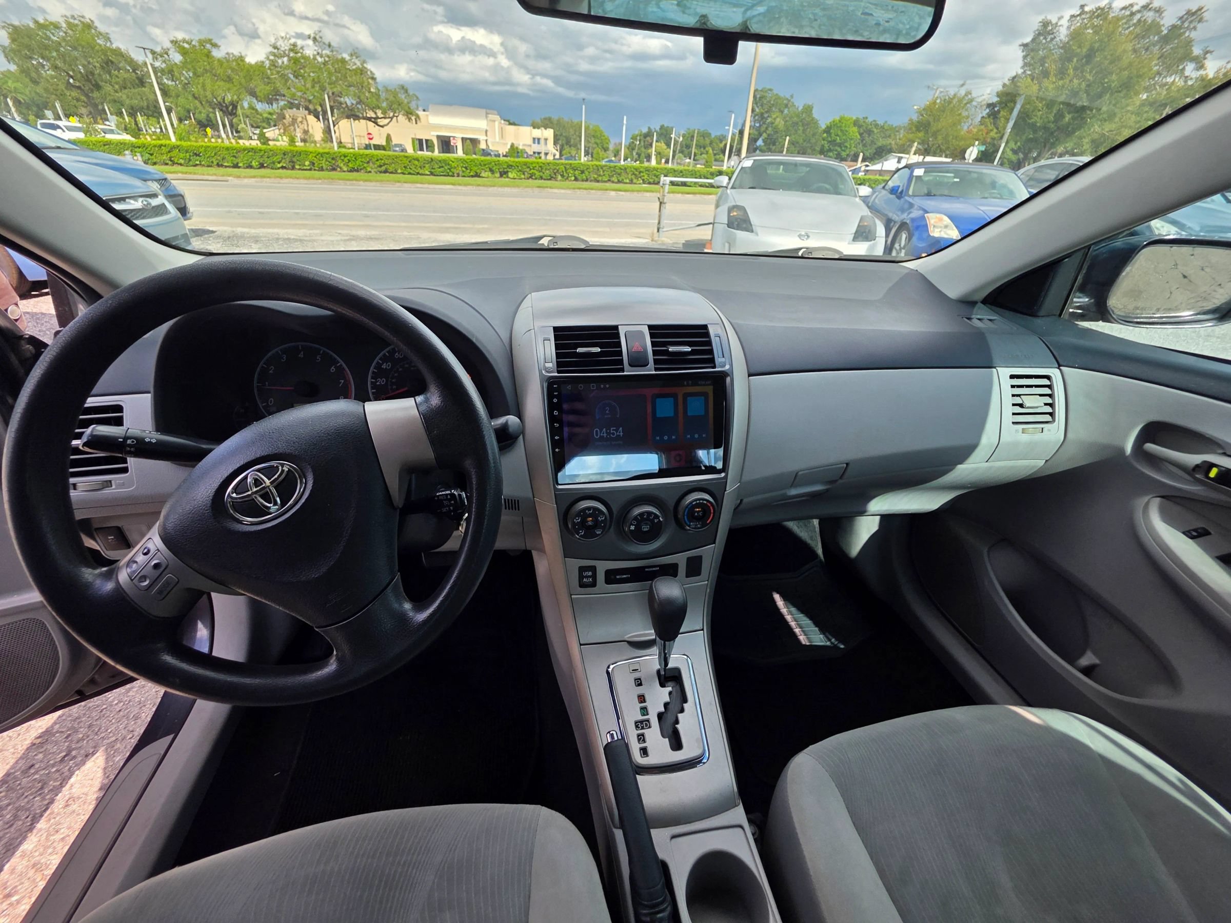 Used 2013 Toyota Corolla LE FWD image 10