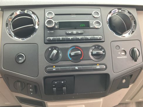 Used 2010 Ford F250 XLT RWD image 20