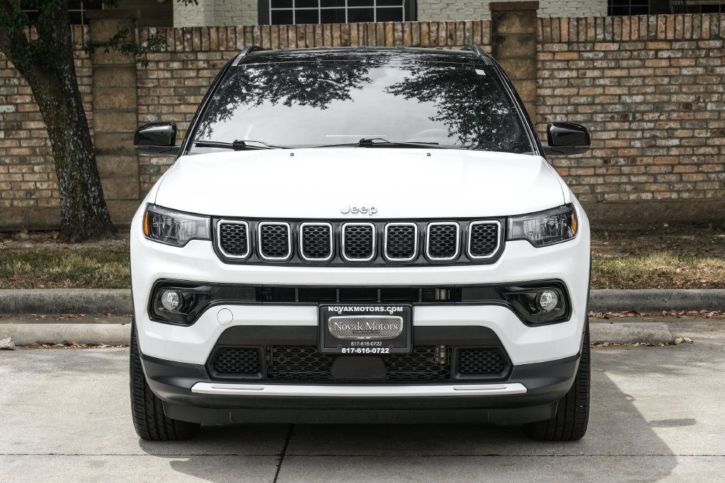 Used 2023 Jeep Compass Limited AWD/4WD image 10