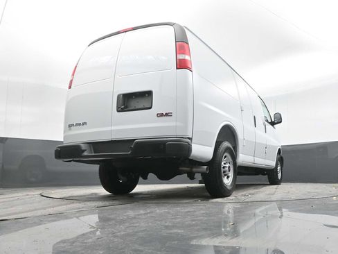 New 2025 GMC Savana 2500 w/ Driver Convenience Package image 33