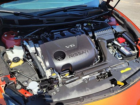 Used 2020 Nissan Maxima SR w/ Sport Mat Group FWD image 12