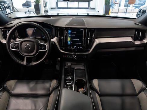 Used 2021 Volvo XC60 T8 R-Design w/ Advanced Package AWD/4WD image 9