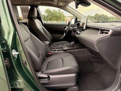 Used 2026 Toyota Corolla Cross XLE w/ Convenience Package AWD/4WD image 32