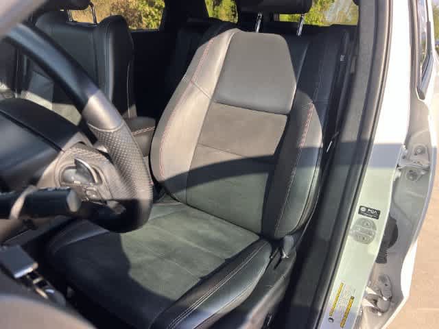 Used 2022 Dodge Durango R/T w/ Blacktop Package RWD image 11