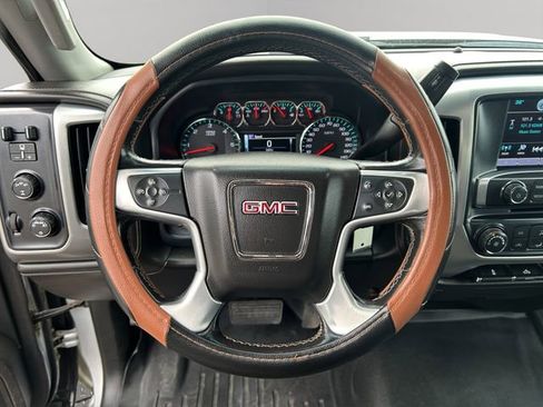 Used 2018 GMC Sierra 2500 SLE image 12