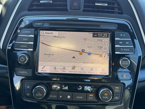Used 2023 Nissan Maxima SR w/ Sport Mat Group image 20
