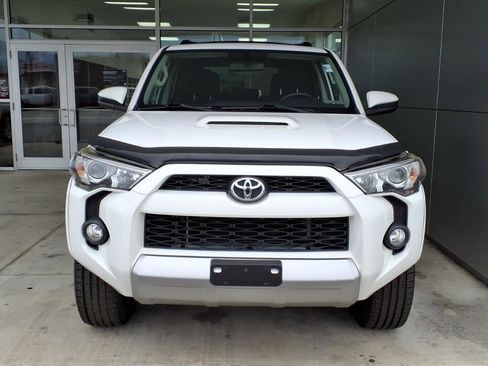 Used 2016 Toyota 4Runner 4WD image 7