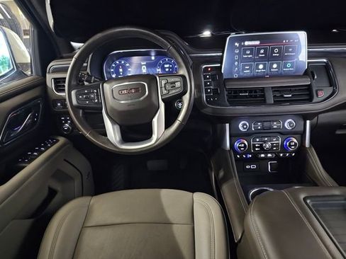 Used 2022 GMC Yukon SLT w/ SLT Premium Package image 35