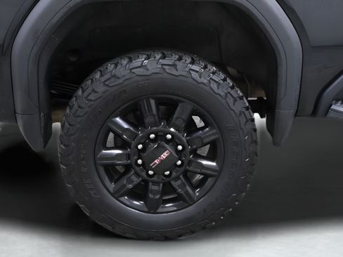 Used 2024 GMC Sierra 2500 AT4 w/ AT4 Preferred Package AWD/4WD image 36