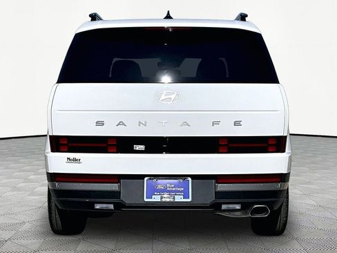 Used 2025 Hyundai Santa Fe Limited FWD image 4